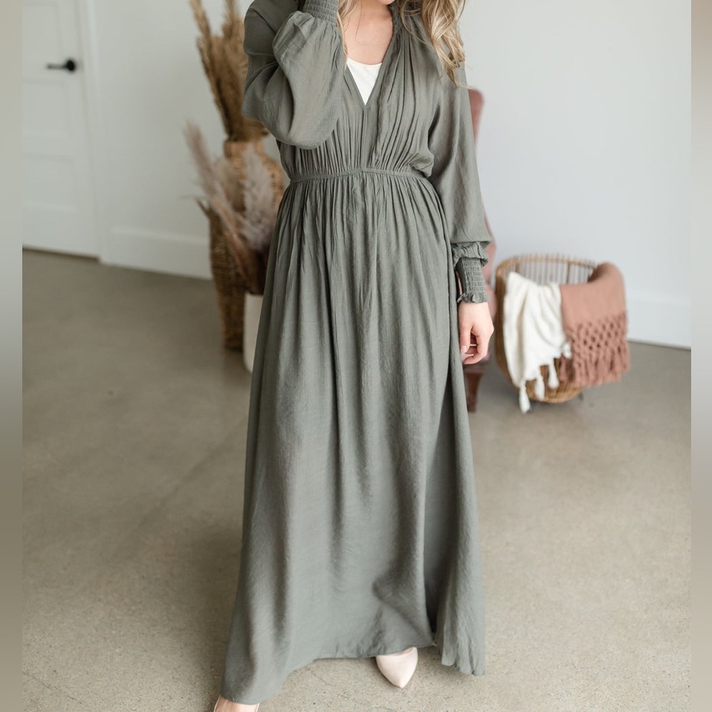 NWT ~ Inherit Co. ~ Olive Colored Maxi Dress ~ S/M ~ Wishlist Apparel